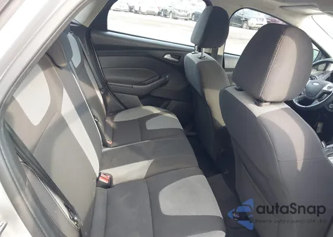 2012 Ford Focus Se z USA, uszkodzony, nr VIN 1FAHP3K22CL399114